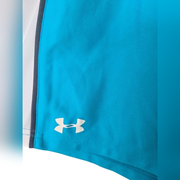 NWT Under Armour Womens Blue and White Shorts Size Large - Picture 2 of 8